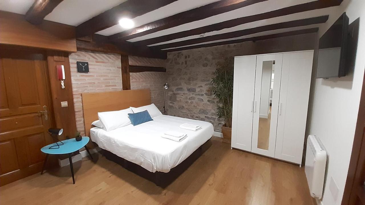 Luxury In Old Town Near Beach By Www,Sansebastianapartments,Es 圣塞瓦斯蒂安 外观 照片