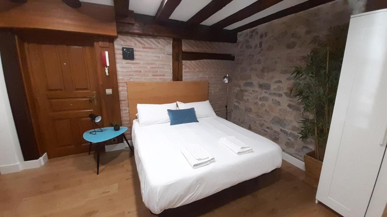 Luxury In Old Town Near Beach By Www,Sansebastianapartments,Es 圣塞瓦斯蒂安 外观 照片