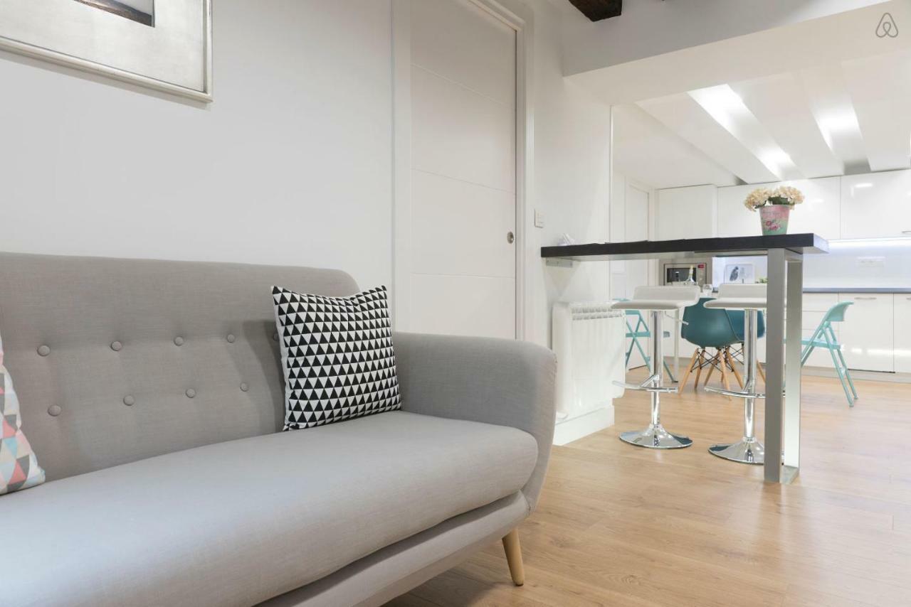 Luxury In Old Town Near Beach By Www,Sansebastianapartments,Es 圣塞瓦斯蒂安 外观 照片