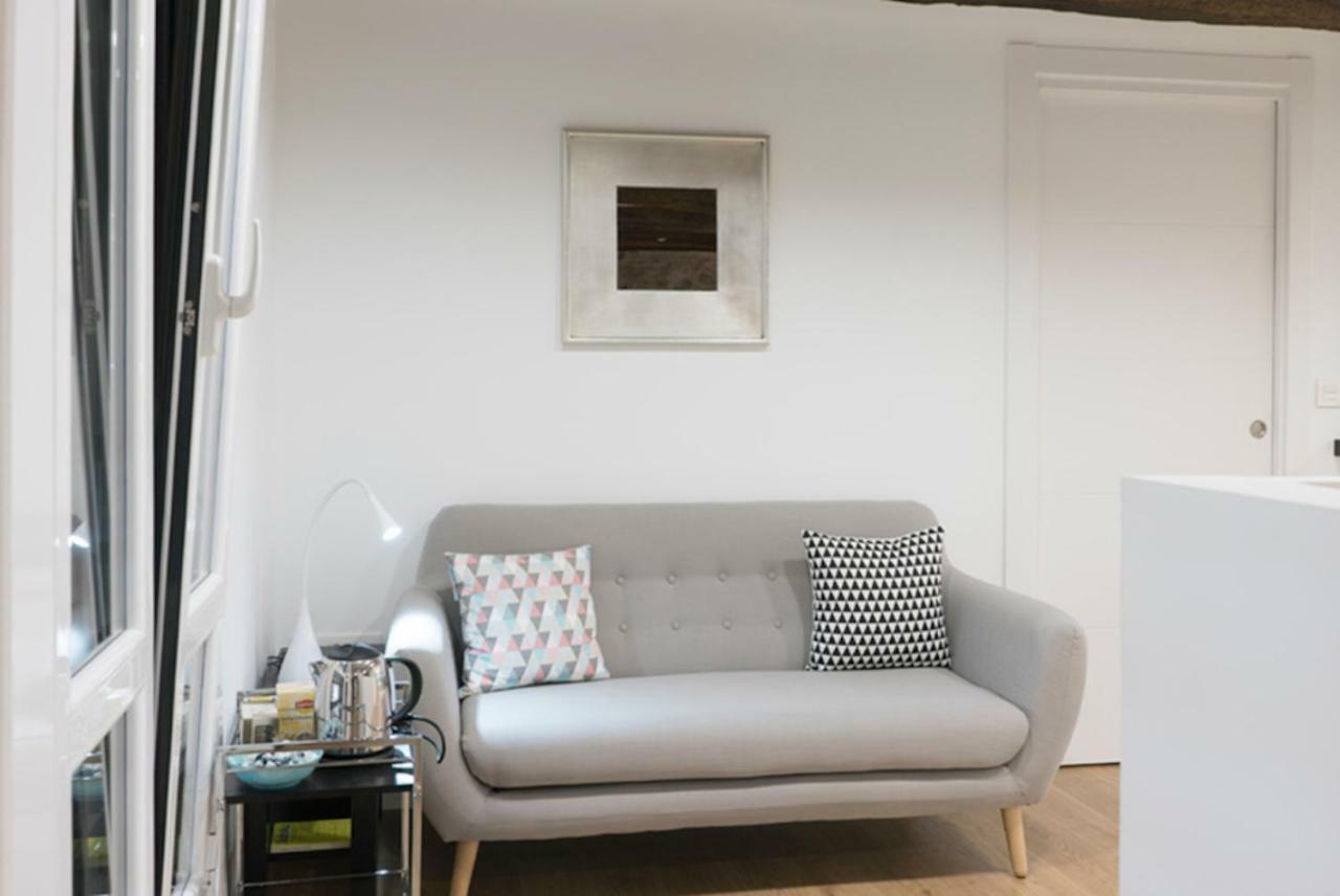 Luxury In Old Town Near Beach By Www,Sansebastianapartments,Es 圣塞瓦斯蒂安 外观 照片